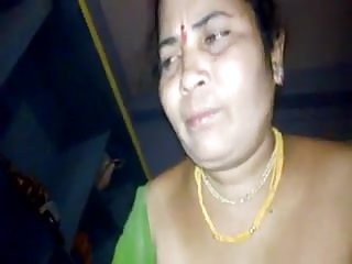 डेविस की भारतिय सेकस सुविधा देता है पैर और चूत लाड़ प्यार