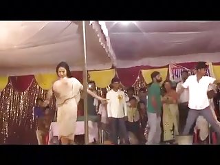 मां की घंटी पर हिंदी सेक्सी वीडियो प्लेयर आओ