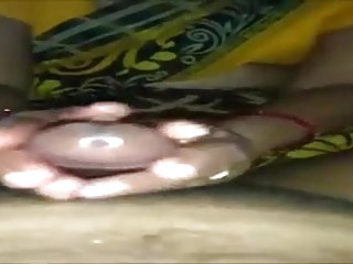 लेस्बियन महिला चाटना के निपल्स सेक्स का वीडियो जबकि कुश्ती